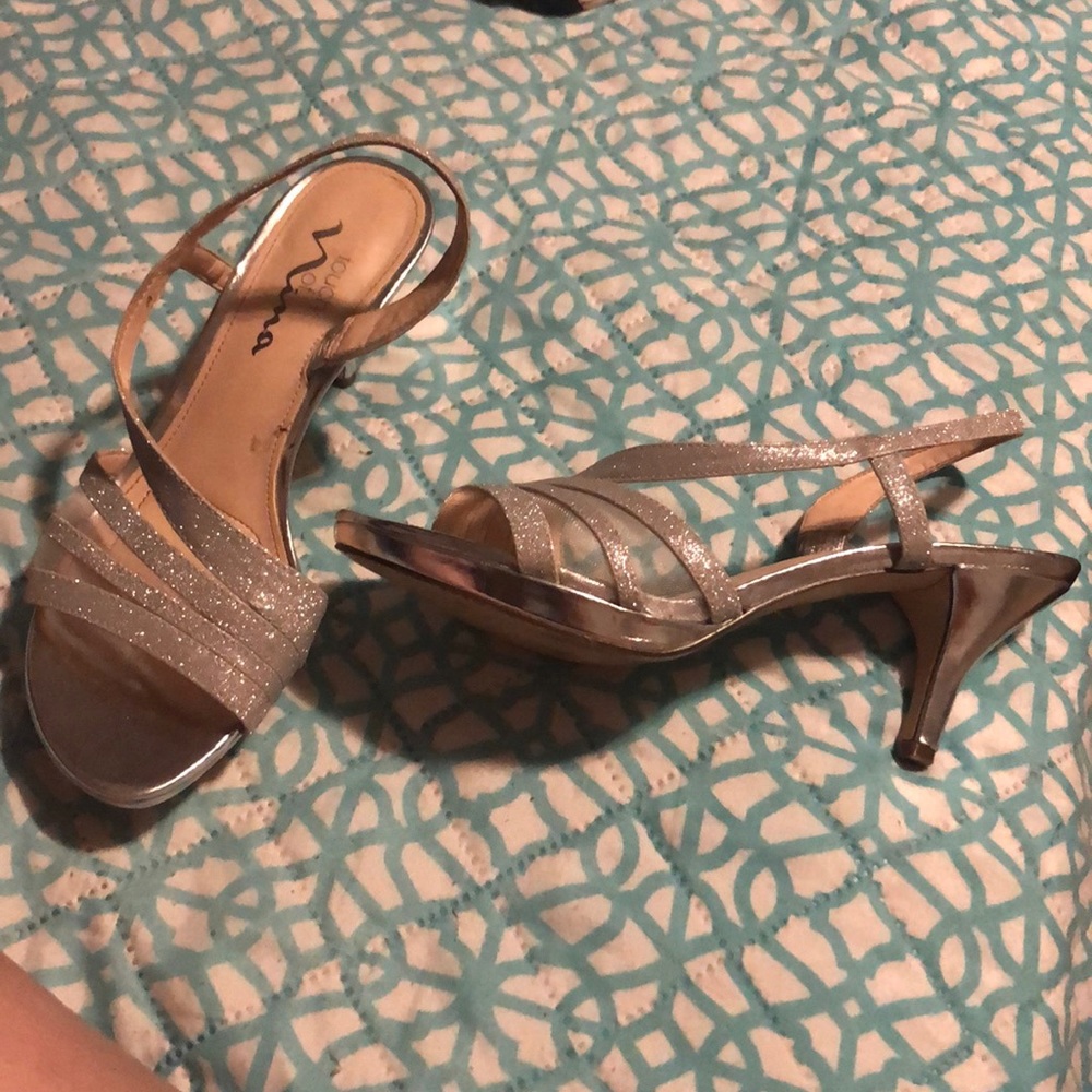 touch of nina, 2 inch silver sparkly heels